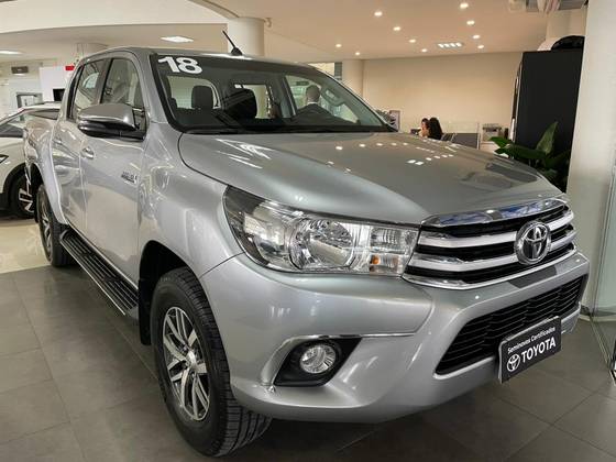 TOYOTA HILUX 2.8 SRV 4X4 CD 16V DIESEL 4P AUTOMÁTICO